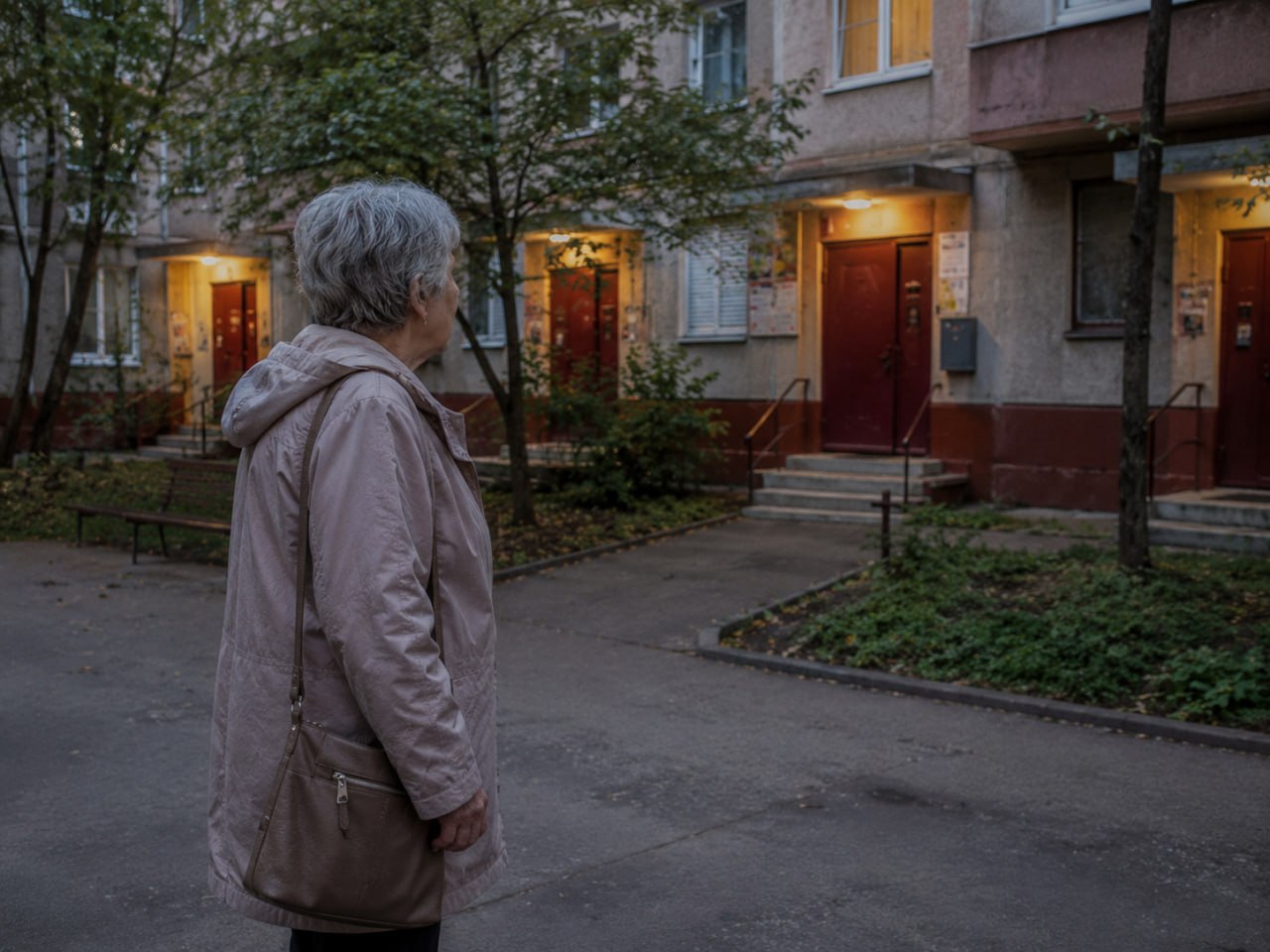 Как проявляется деменция у пожилых женщин